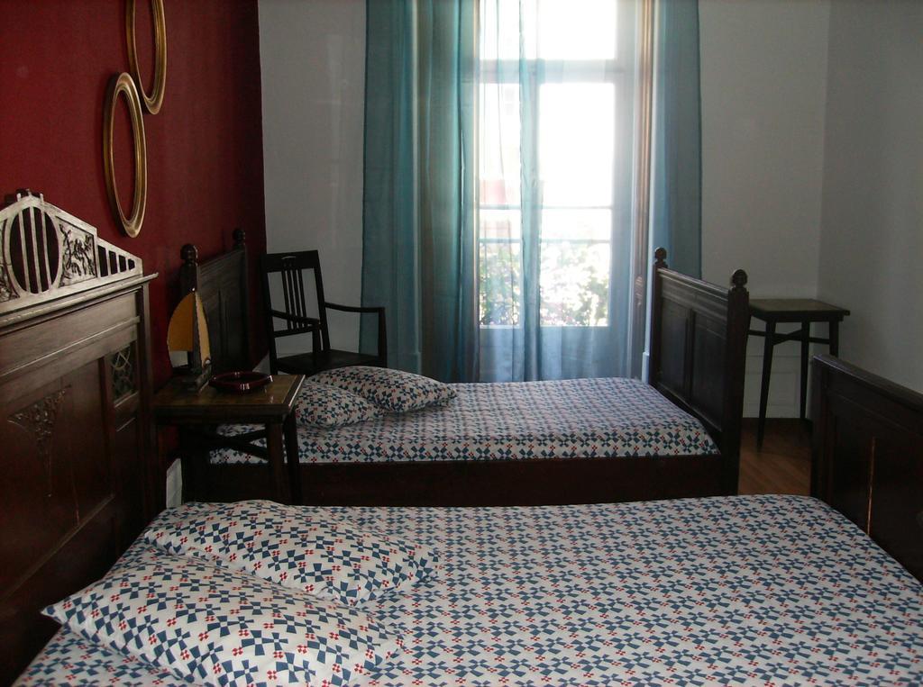 Albergue Dias E Dominguez Lisboa Habitación foto