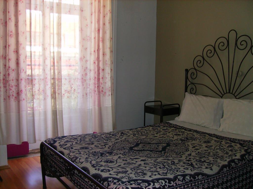 Albergue Dias E Dominguez Lisboa Habitación foto